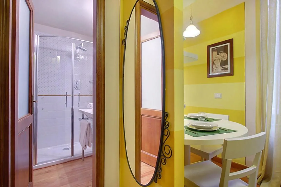 Apartments Puccini Florens Italien