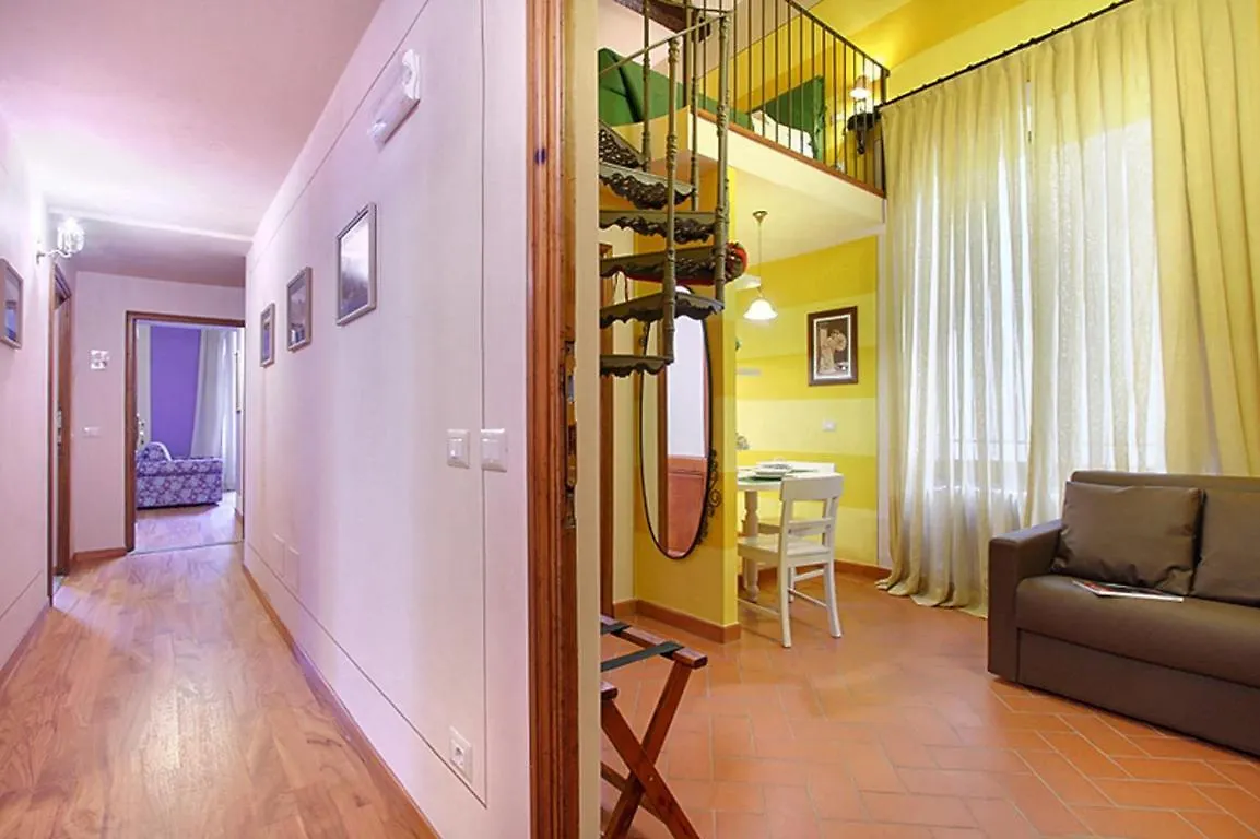 Apartments Puccini Florens 0*,  Italien
