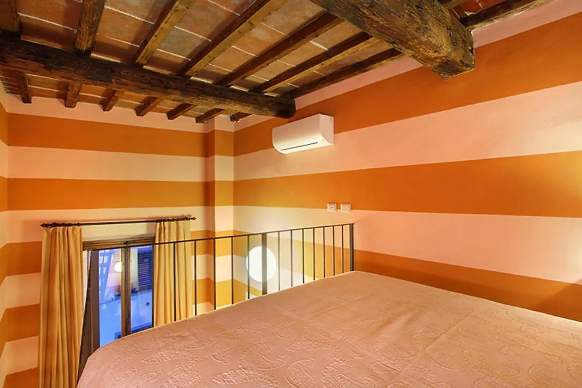 Apartments Puccini Florens 0*,